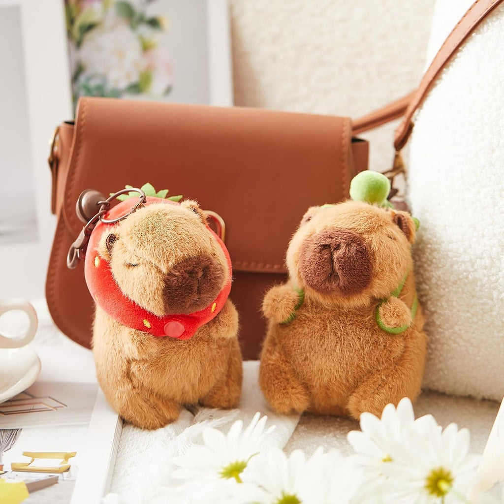 Capybara Peluche Portachiavi,2 Pezzi Peluche Capibara Con Fragola Zaino Tartaruga Giocattolo Realistico Capybara,Portachiavi Capibara Gadget per Ragazzi E Ragazze